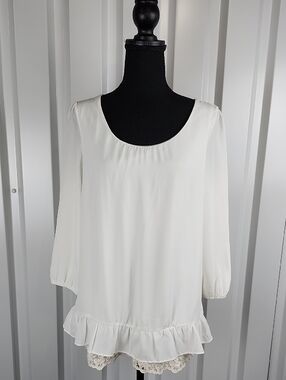 Scully Vintage Women's Cream Ruffle Lace-Hem Blouse Size Large Sheer Lace Back